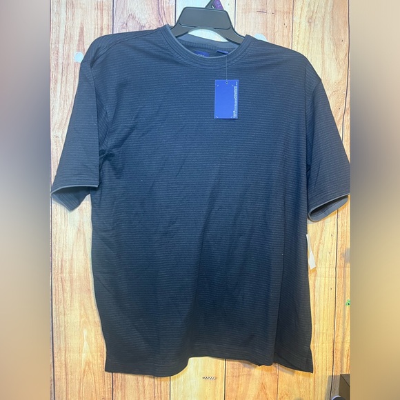 Arrow Men’s Black Stripe Size Large Tee Shirt NWT - Picture 1 of 8